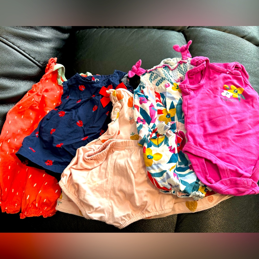 4 summer outfits size 0-3 months